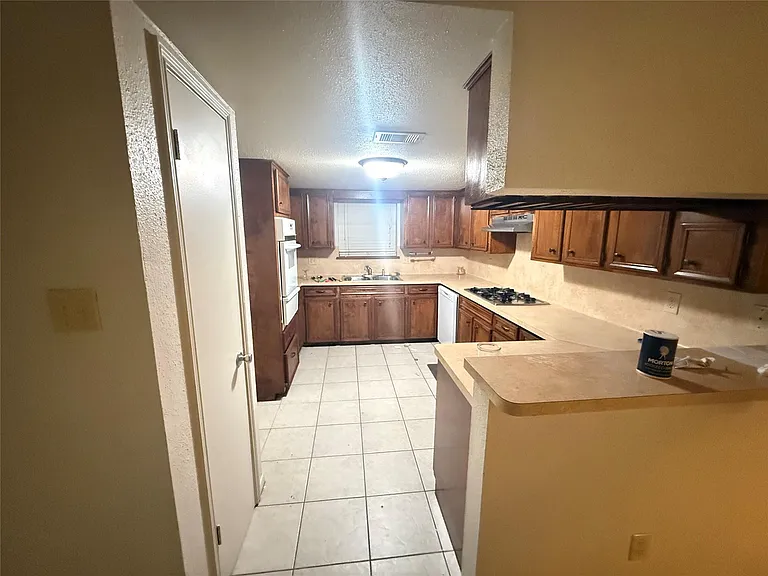 9526 Misty Bridge St — Photo 8