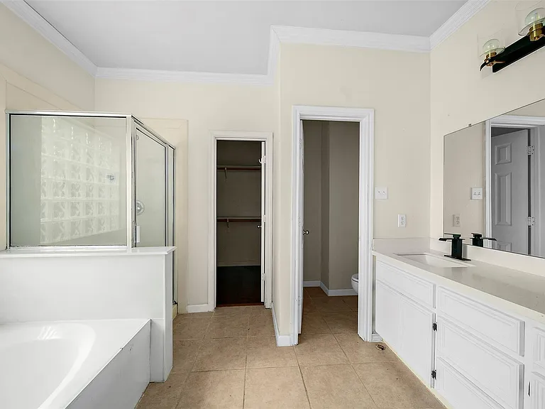 3603 Lauderwood Ln — Photo 21