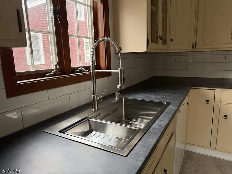 36 Glenwild Ave #1 — Photo 7