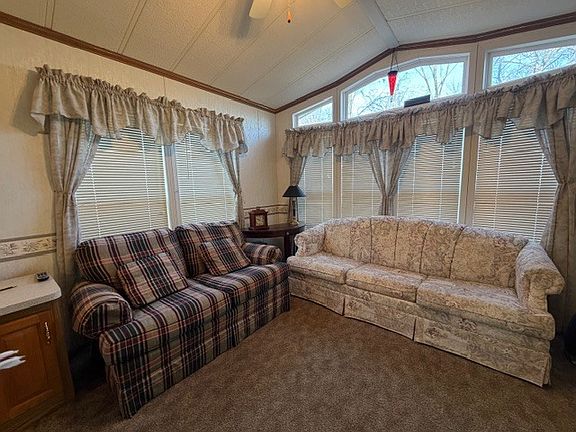 5th image of 2795 E 28th Rd Lot 1149