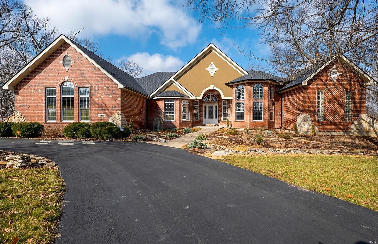 16609 Bartizan Dr, Glencoe, MO 63038 | Zillow