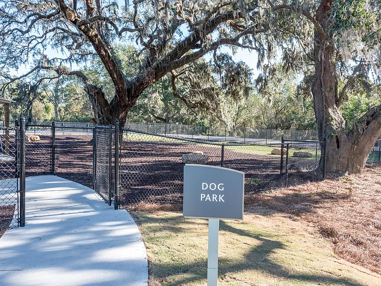 Mariner Grove — Photo 17