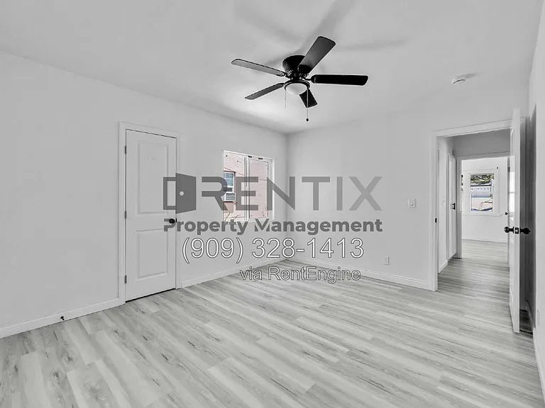 1921 Junipero Ave — Photo 23