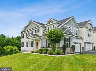 77 Hunters Ln, Glen Mills, PA 19342