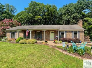 101 Dove Ln, Martinsville, VA 24112