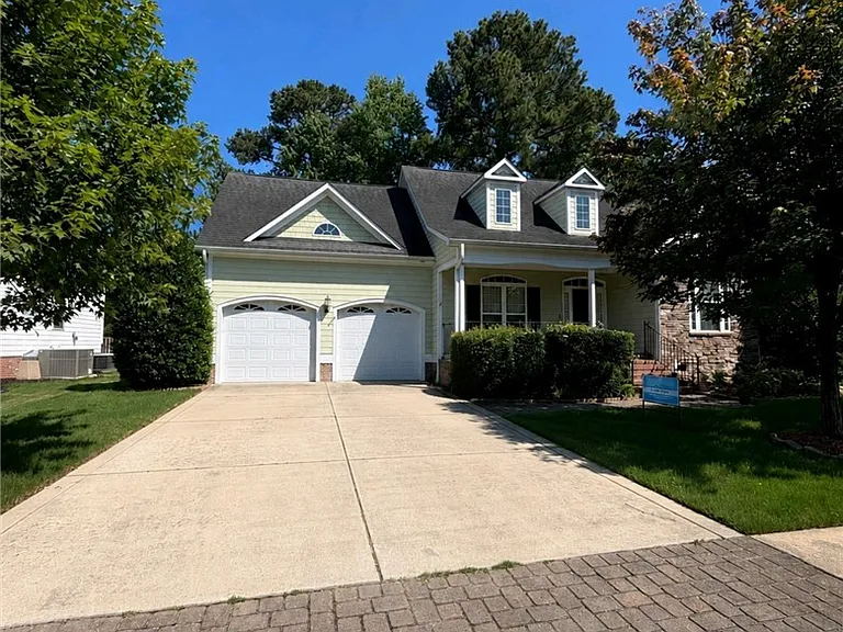 Thorngrove Ct — Photo 1
