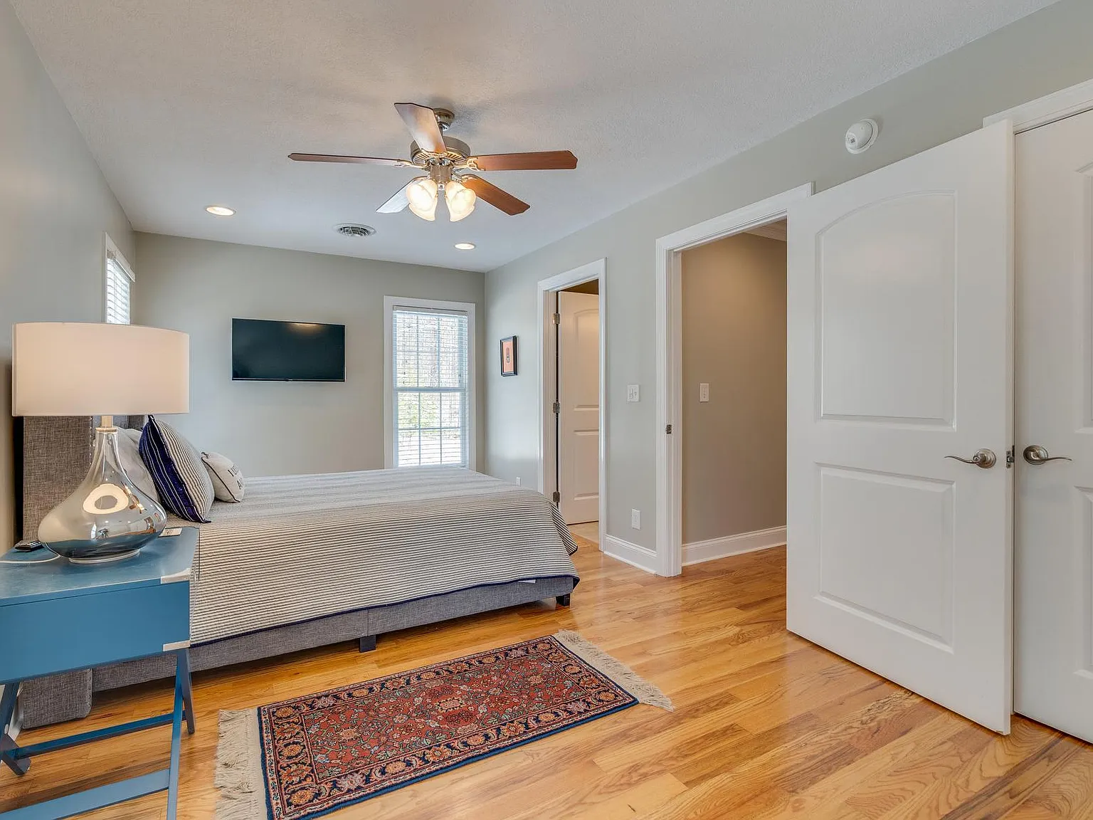 2 bed, 1882 sqft, $2,000 — Photo 3
