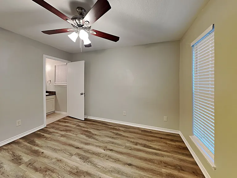 4108 Selene Dr — Photo 14
