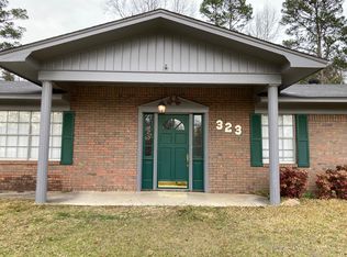 323 Red Bluff Rd, Atlanta, TX 75551