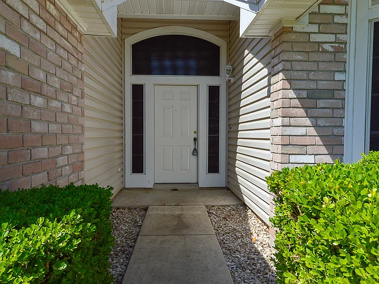 314 Scotch Rose Ln — Photo 4