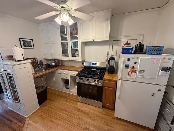 4th image of 1891 Grand Ave APT 2
