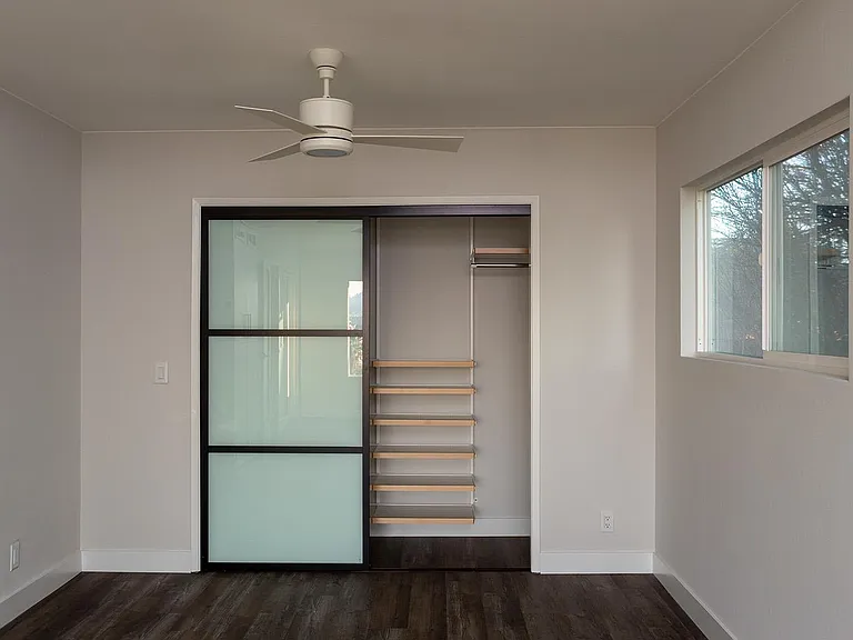 906 Hyperion Ave #4 — Photo 11