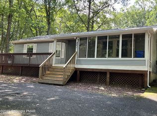 201 Buckhill Rd, Albrightsville, PA 18210