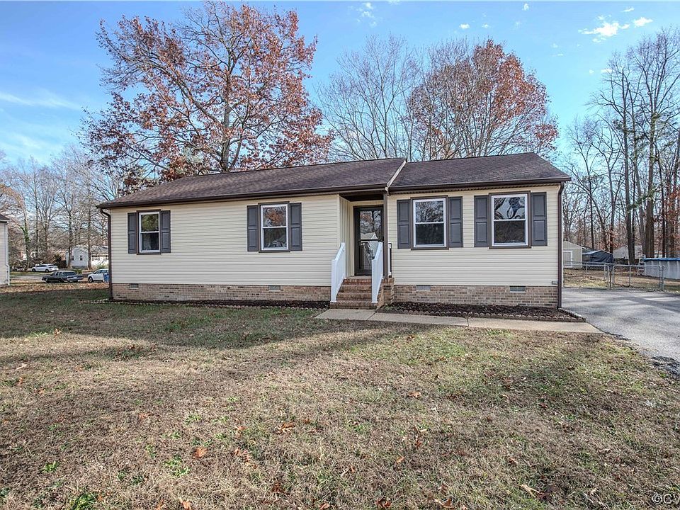 1st image of 3906 Pruett Dr