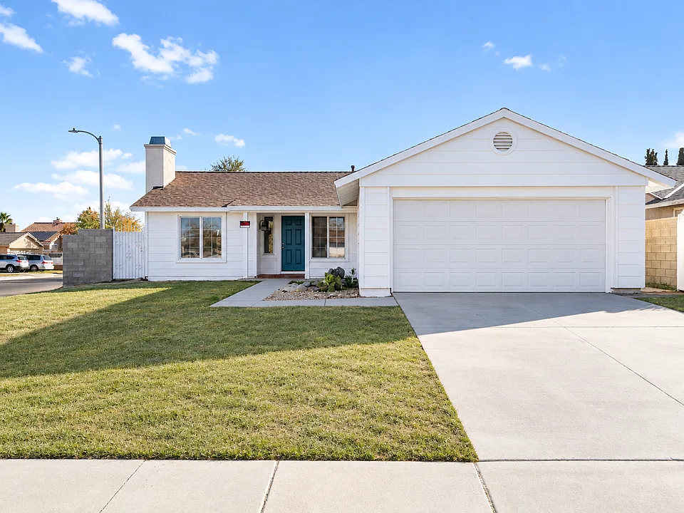 37746 Lemsford Ave