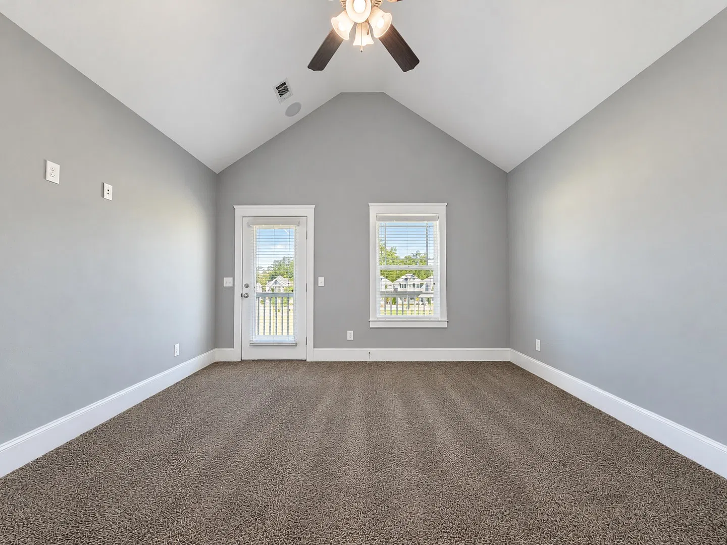 196 Cider St — Photo 4