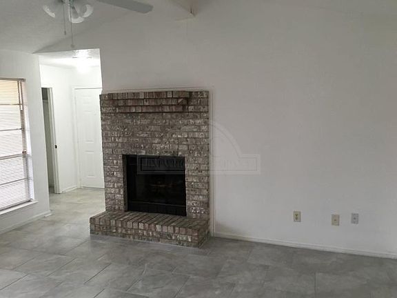 2nd image of 2405 Bermuda Dr #168072791