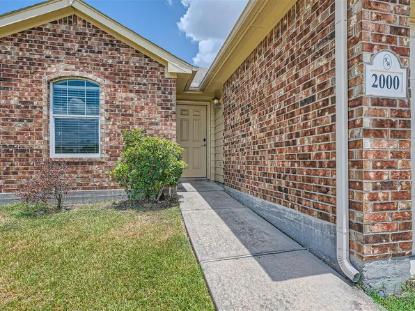 2000 Briar Grove Dr, Conroe, TX 77301