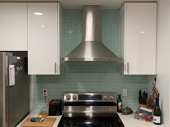 3rd image of 1230 N Sweetzer Ave APT 106