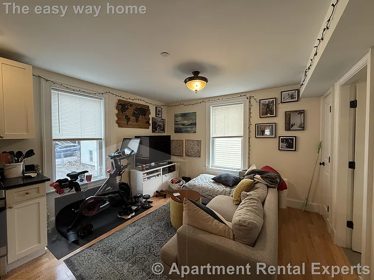 26 Putnam St #4 — Photo 9