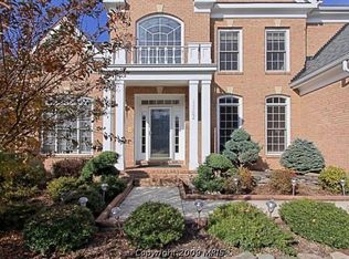 11602 Forest Hill Ct, Fairfax, VA 22030