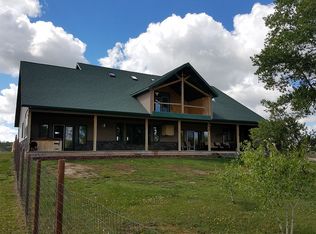 131 Shawnie Ln, Glenrock, WY 82637