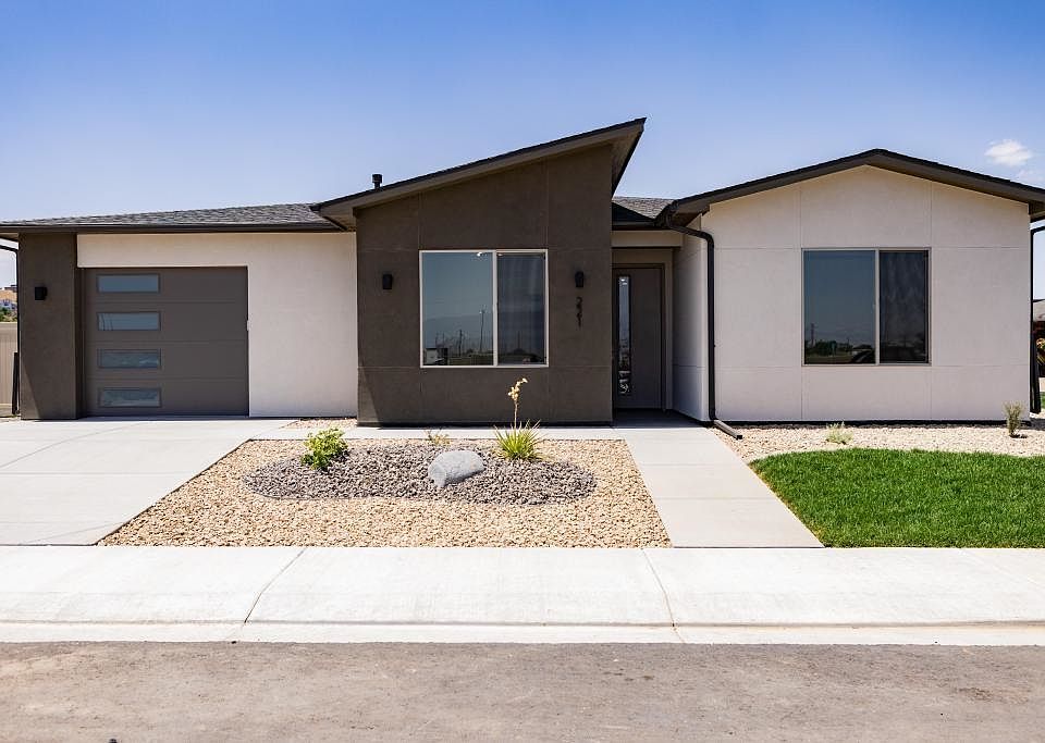 1st image of 221 Shadow Mesa St