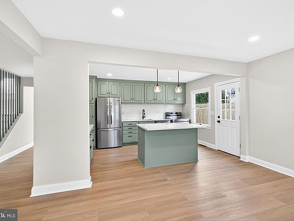 4th image of 9 Havertown Rd