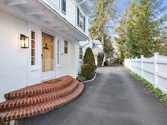 2nd image of 70 Willow Ave