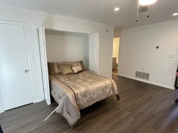 190 Charles Street image 10 of 22