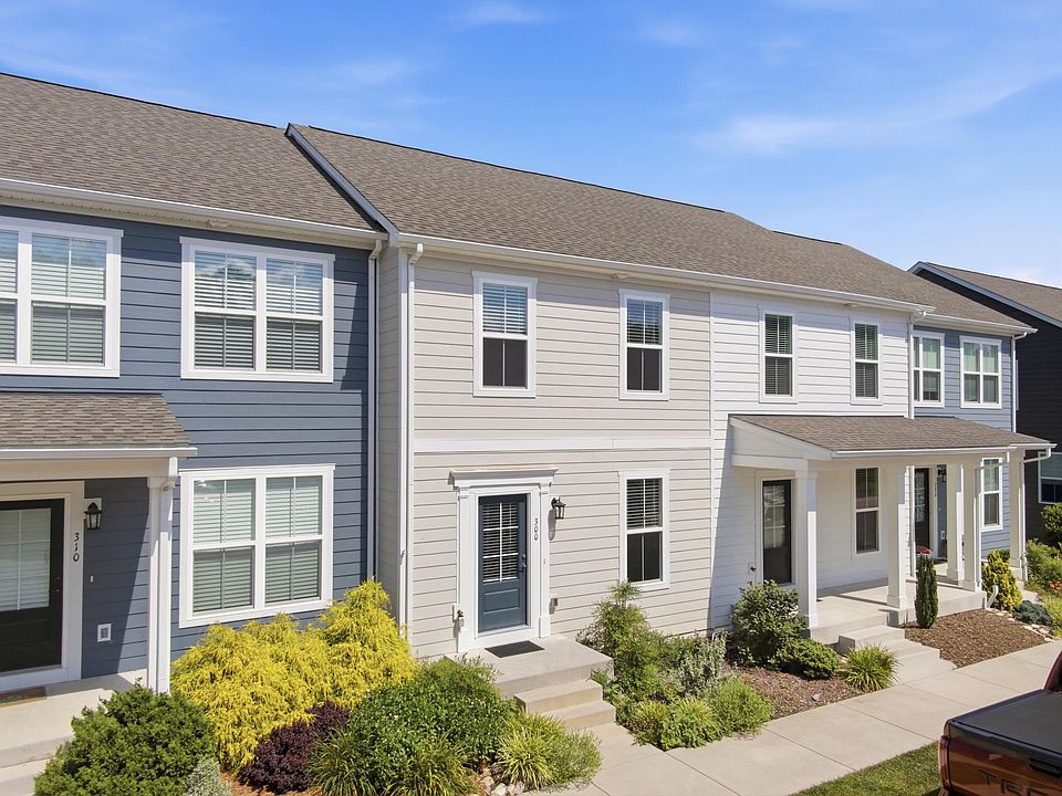 1st image of 300 Hamilton Ave NW