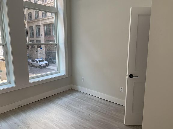 5th image of 220-222 Tremont St Unit 1F