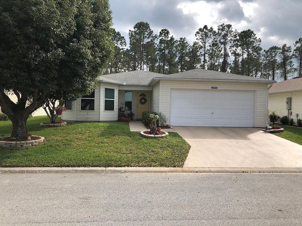 1st image of 32916 Enchanted Oaks Ln