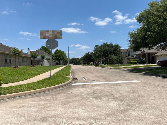 4th image of 1203 Shirleen Dr