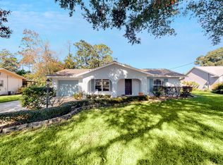 7 Fernwood Ln, Palm Coast, FL 32137
