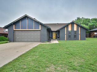 805 N Harville Rd, Duncan, OK 73533