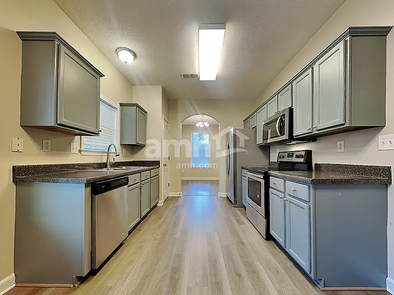 1671 Brimhill Ln — Photo 3