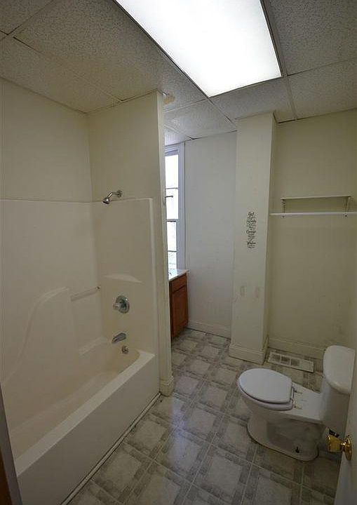 2nd image of 2247 12th St APT 2