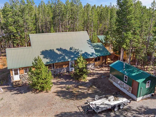 17 Wyocolo Rd, Laramie, WY 82070