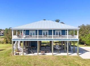 722 S Beach Blvd, Waveland, MS 39576