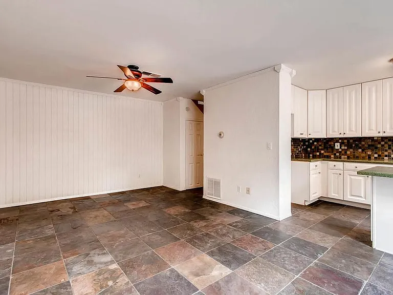 3910 Caminito Patricia — Photo 16