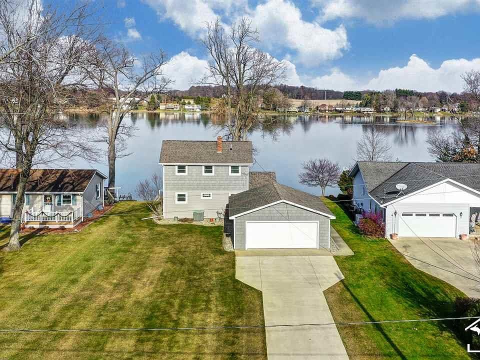 1st image of 4200 Dawn Dr