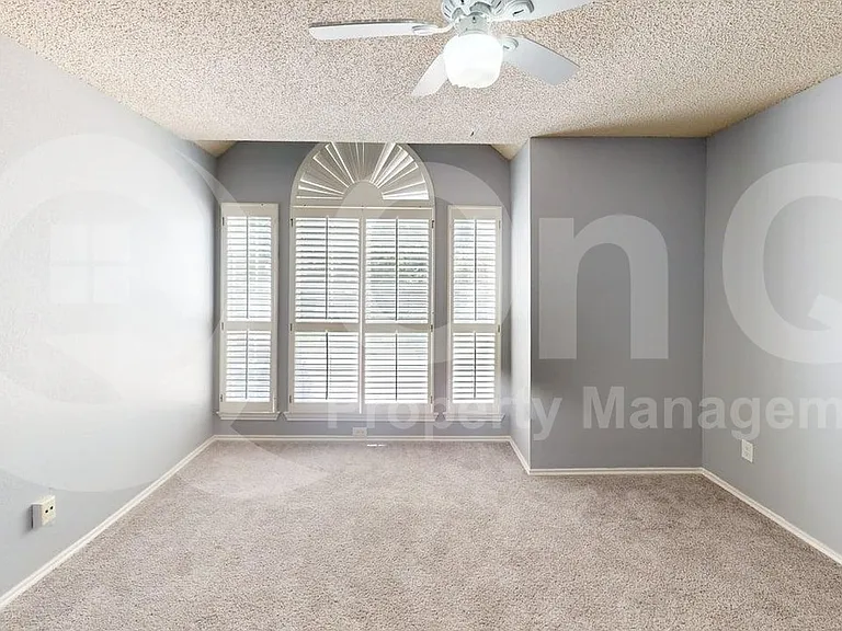 9010 Cumberland Dr — Photo 11