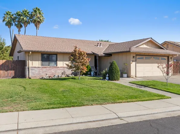 14822 Pueblo Dr, Manteca, CA 95336