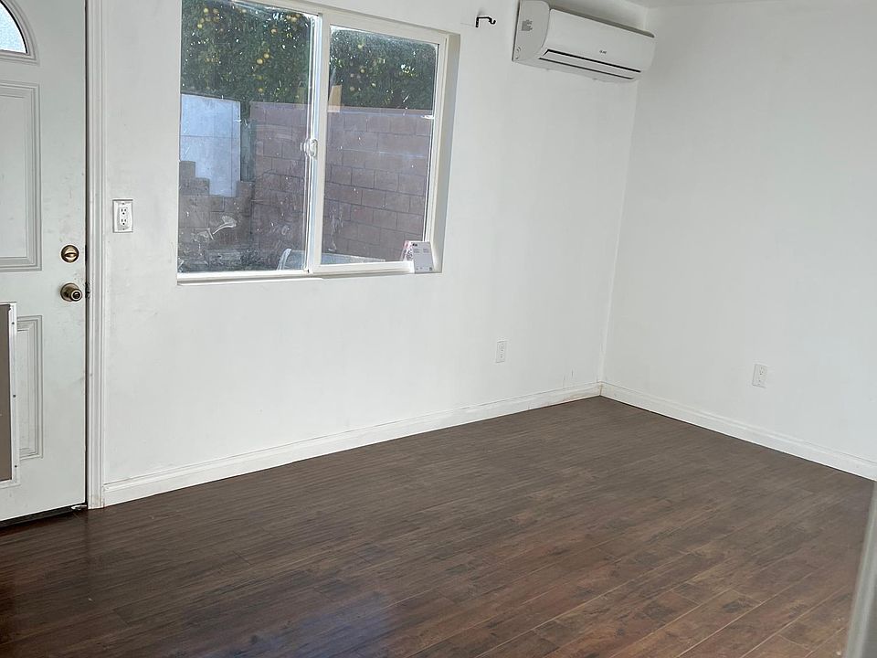 1st image of 10009 N El Dorado Ave