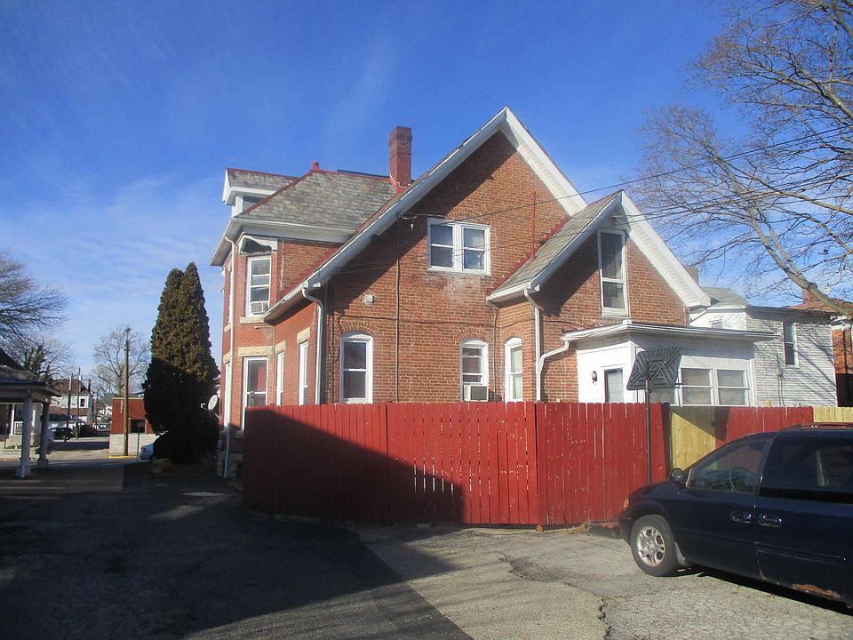 2nd image of 421 E Court St #42