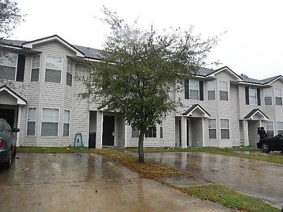 5th image of 5878 Liska Dr