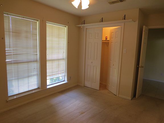 4th image of 3495 Briar Creek Dr