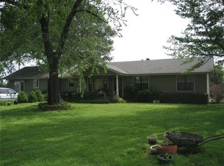 112509 S 4740th Rd, Muldrow, OK 74948