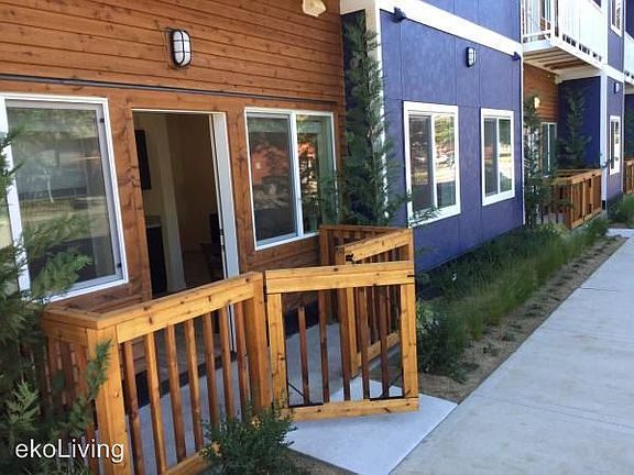 2nd image of 1510 C St #1510 C